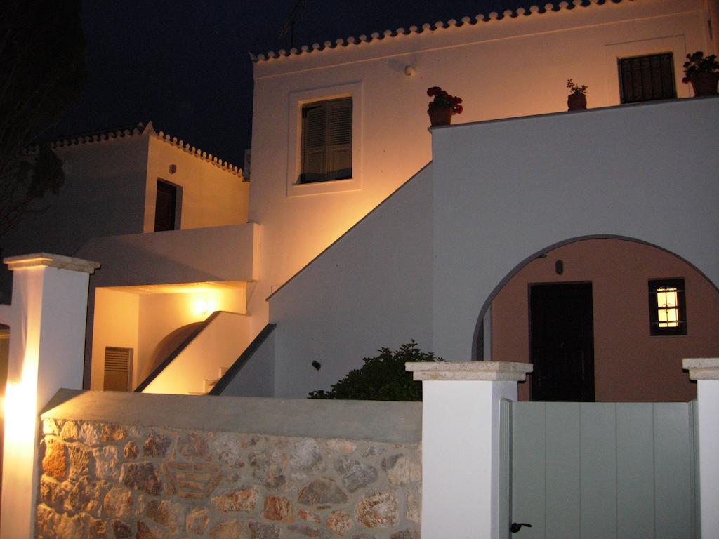 Sorina Beloved Rooms Spétses Exterior foto